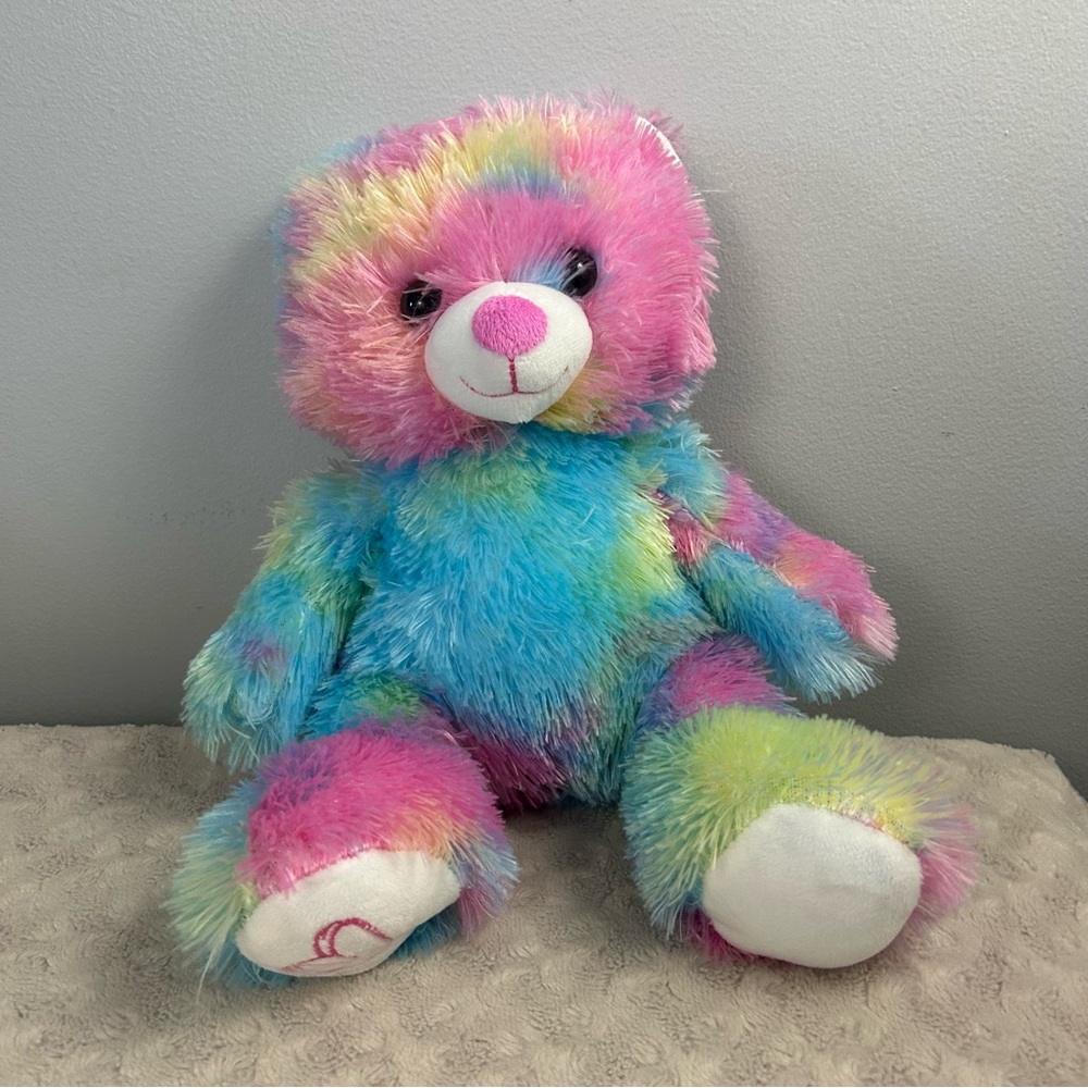 Hug & Luv Teddy Bear Plush Stuffed Animal Tie Dye Rainbow Pink Blue Heart Yellow